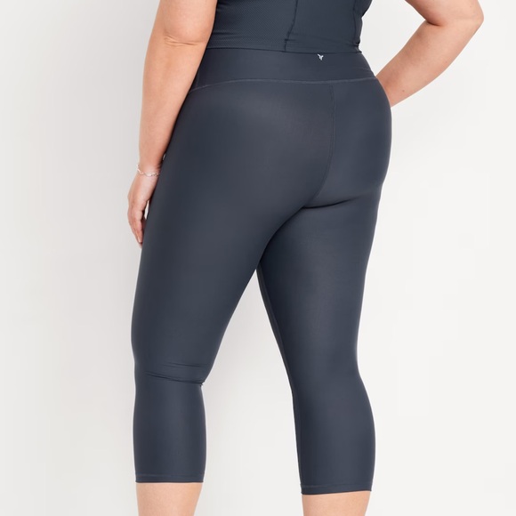 NWT OLD NAVY High-Waisted Cropped Leggings Color:Dusk Navy - Picture 8 of 10